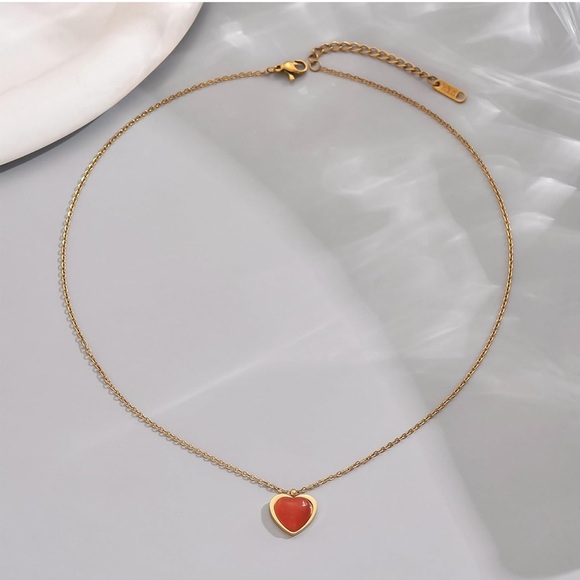 18K Gold Plated Cute Tiny Heart Necklace Dainty Love Heart Pendant Necklaces - Picture 4 of 5